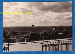 Photo Ancienne Snapshot - PARIS - Vue Générale Prise Du Sacré Coeur - 1940 1950 Basilique Lampadaire Architecture Nuage - Lieux