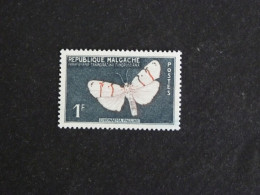 MADAGASCAR YT 344 ** MNH - PAPILLON BUTTERFLY CHIONAEMA PAULIANI - Madagascar (1960-...)