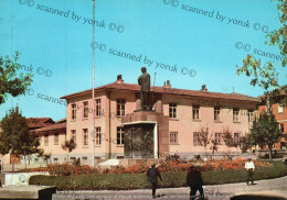 Turkey, Çankırı, A Square And Atatürk Statue. (Original Postcard, 1970/80, 10x15 Cm.) * - Türkei