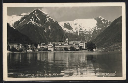AK Balholm, Kvikne Hotel, Ansicht Von Der Seeoberfläche Mit Blick Auf Die Berge  - Norvegia