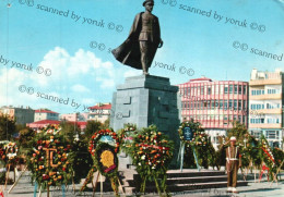 Turkey, Diyarbakır, Atatürk Monument. (Original Postcard, 1970/80, 10x15 Cm.) * - Türkei