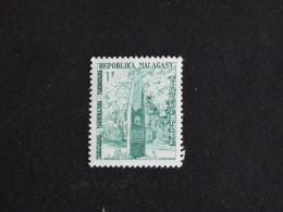 MADAGASCAR YT TAXE 41 ** MNH - STELE DE L'INDEPENDANCE - Madagascar (1960-...)