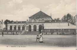 BRIVE  Le Théâtre - Brive La Gaillarde