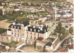 CADILLAC-sur-GARONNE (33) Le Château Et L'Eglise - Vue Aérienne  CPSM  GF - Cadillac