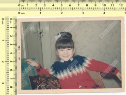 REAL PHOTO Cute Smile Kid Girl  Fillette VINTAGE COLOR SNAPSHOT - Personnes Anonymes