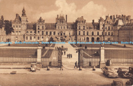 R178569 Palais De Fontainebleau La Grille D Honneur Et La Cour Des Adieux. Colle - Wereld