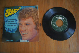 JOHNNY HALLYDAY ENTRE MES MAINS EP 1968  VARIANTE - 45 T - Maxi-Single