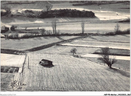 AKPP8-0638-METIER - COMME LES TRACES DU MATIN ALLEGENT L'EMPRISE RIGOUREUSE DES HOMMES  - Bauern