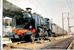 AKPP7-0553-TRAIN - CHEMINS DE FER REGIONAUX ET URBAINS - TRAIN SPECIAL F-AC-S EN GARE D'AMIENS EN 1979 - Eisenbahnen