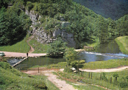 1 AK England * Dovedale - Ein Tal Im Peak District In Derbyshire - The Stepping Stones And River * - Derbyshire