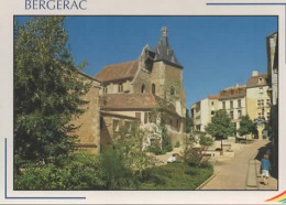 BERGERAC, RUE PIETONNE MONTANT VERS L EGLISE  COULEUR  REF 16926 - Bergerac