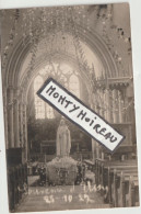 Calvados : Env. Falaise :  USSY , Souvenir  église  En Fête ( Carte Photo) - Otros & Sin Clasificación