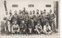 CARYE PHOTO A IDENTIFIER MILITAIRES - To Identify