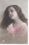 Girl With Long Hair - Fille Aux Cheveux Longs - Ragazza Con I Capelli Lunghi - Mädchen Mit Langen Haaren - Abbildungen