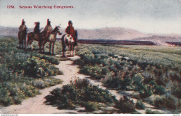 Q19- INDIAN - INDIEN - INDIENS  - SCOUTS WATCHING EMIGRANTS -  (2 SCANS) - Native Americans