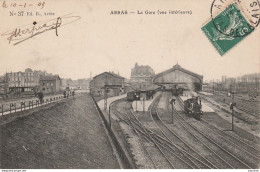 Q6-62) ARRAS - LA GARE DE CHEMIN DE FER - VUE INTERIEURE - (TRAIN) - Arras