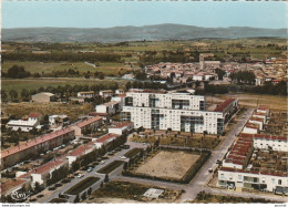 Q1-11) TREBES (AUDE) VUE GENERALE AERIENNE ET LES NOUVELLES CITES - (2 SCANS) - Altri & Non Classificati