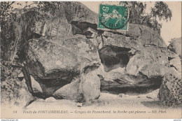 R12-77) FONTAINEBLEAU - FORET - GORGES DU FRANCHARD  LA ROCHE QUI PLEURE - Fontainebleau