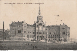 R9- BARCELONA - HOSPITAL DE SAN PABLO - FRONTISPICIO - (2 SCANS) - Barcelona