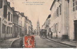 R9-40) MONT DE MARSAN (LANDES) RUE ET EGLISE SAINTT JEAN D'AOUT - (ANIMEE - HABITANTS) - Mont De Marsan