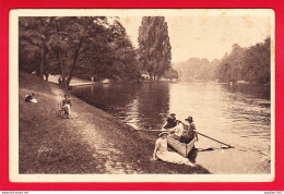 F-75-Paris-499P43 Le Lac Du Bois De Boulogne, Animation - District 16