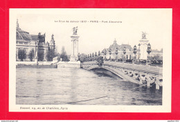 F-75-Paris-1010A66  La Crue De Janvier 1910, Le Pont Alexandre, Cpa BE - Überschwemmung 1910
