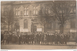  PANTIN 24 JANVIER 1927 - CARTE PHOTO - JOUR DE CONSEIL BON POUR LE SERVICE - DEVANT LE COMMISSARIAT DE POLICE - 2 SCANS - Pantin