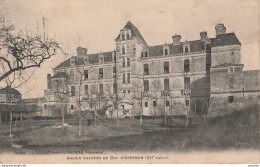 S11-33) CADILLAC SUR GARONNE (GIRONDE) ANCIEN CHATEAU DU DUC  D'EPERNON ( XVI° SIECLE ) - ( 2 SCANS ) - Cadillac