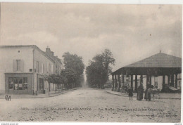 S8-33) SAINTE FOY LA GRANDE (GIRONDE) LA HALLE - BOULEVARD JEAN CHARRIER - (ANIMEE - HABITANTS AVEC LANDAU - 2 SCANS) - Other & Unclassified