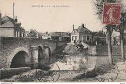 S3-28) ILLIERS ( EURE ET LOIR ) LE PONT ST.  HILAIRE - ( ANIMEE - PERSONNAGES - VACHES ) - Illiers-Combray