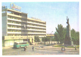 Moldova:Chisinau, Hotel Turist And Monument, 1974 - Hotels & Gaststätten