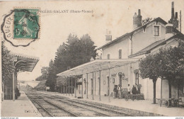 S27-87) BUSSIERE - GALANT (HAUTE VIENNE)  STATION - LA GARE - ( ANIMEE - PERSONNAGES ) - Autres & Non Classés