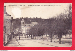 F-27-Beaumont Le Roger-02P206  La Grande Place Et Rue De La Gare, Cpa  - Beaumont-le-Roger