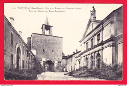 F-79-Parthenay-07P27 La Rue De La Citadelle, Palais De Justice, Tour De L'horloge Et école Communale, Cpa BE - Parthenay