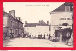 F-37-Artannes-01P65  Un Côté De La Place, Animation, MORIN Tailleur, Cpa BE - Sonstige & Ohne Zuordnung