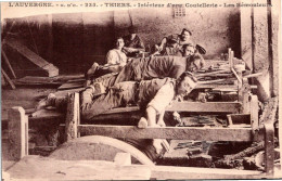 63 THIERS - Intérieur D'usine De Coutellerie - Les Rémouleurs  Métier - Thiers