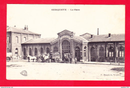 F-76-Serqueux-02A75  La Gare, Vue Extérieure, Cpa  - Sonstige & Ohne Zuordnung