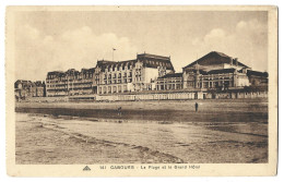 14  Cabourg -  La Plage Et Le Grand Hotel - Cabourg