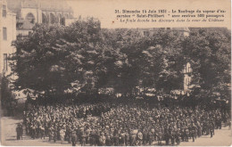 Nantes 44 _ Le Naufrage Du St Philibert 1931 ( La Foule écoute Les Discours Dans La Cour Du Château) - Nantes