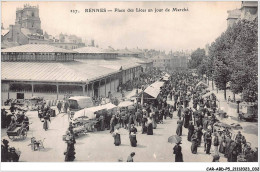 CAR-ABDP5-35-0481 - RENNES - PLACE DES LIVES UN JOUR DE MARCHE - Rennes