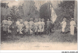 CAR-ABDP11-95-1186 - L'ETOILE - LE DRAPEAU - A LOCALISE - CARTE PHOTO - Fotos