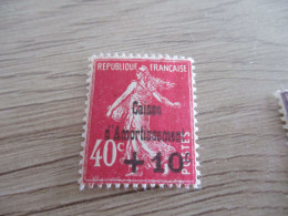 VM TP France N°266  Charnière - Unused Stamps
