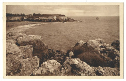 17  Royan -  Les Rochers Et La Conche Du Chay - Royan