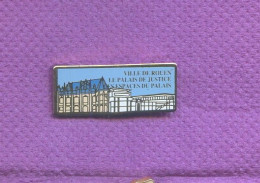 Rare Pins Ville De Rouen Palais De Justice K576 - Villes