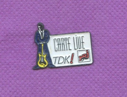 Rare Pins Radio Nrj Guitare Tdk K650 - Medias