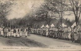 LA VIE AU CAMP L OFFICIER DONNANT LE THEME DE LA MANOEUVRE - Manoeuvres