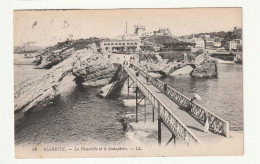 64 . Biarritz . La Passerelle Et Le Sémaphore . 1920 - Biarritz
