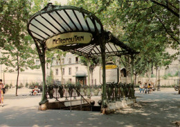 PARIS - Place Des Abbesses - Squares