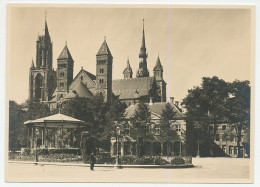 Postal Stationery Netherlands 1946 St. Servatius Church Maastricht - Kirchen U. Kathedralen