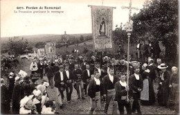 SELECTION  -  RUMENGOL  -  La Procession Gravissant La Montagne - Other & Unclassified